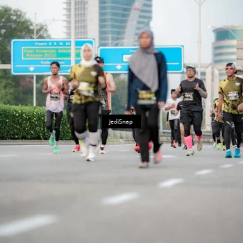 Runner Photo 6701110