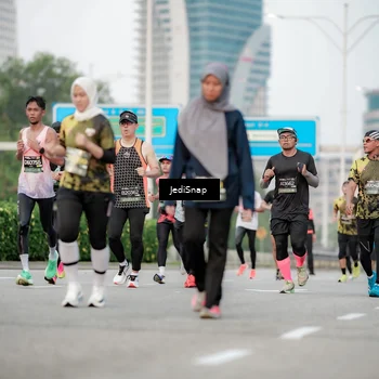 Runner Photo 6701162