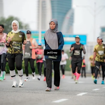 Runner Photo 6701315