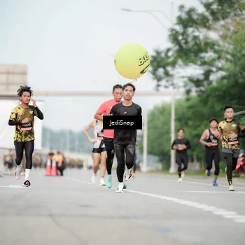 Runner Photo 6701427