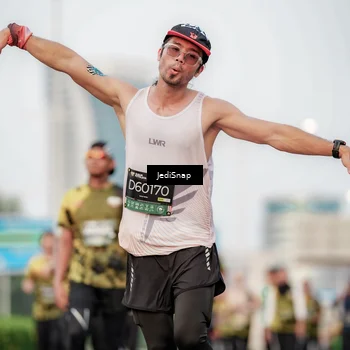 Runner Photo 6701533