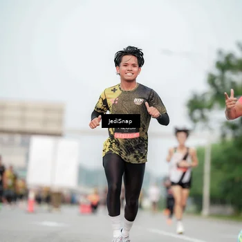 Runner Photo 6701597