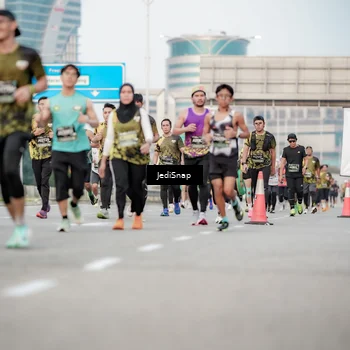 Runner Photo 6701698