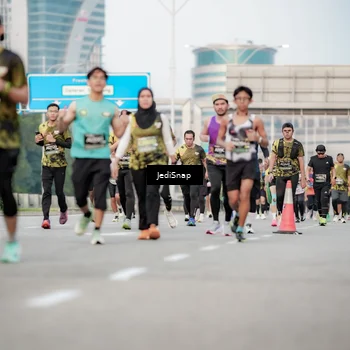 Runner Photo 6701699