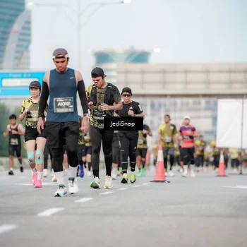 Runner Photo 6701953