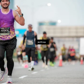 Runner Photo 6701969