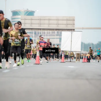 Runner Photo 6702028