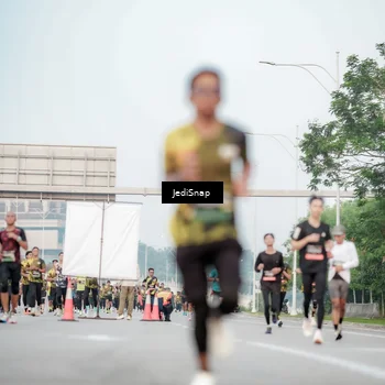 Runner Photo 6702071
