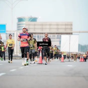 Runner Photo 6702122