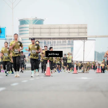 Runner Photo 6702405