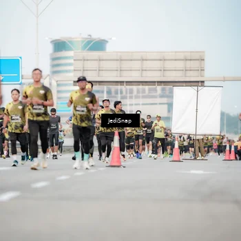 Runner Photo 6702406