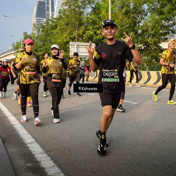 Runner Photo 6702514