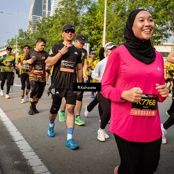 Runner Photo 6702555