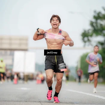 Runner Photo 6702583