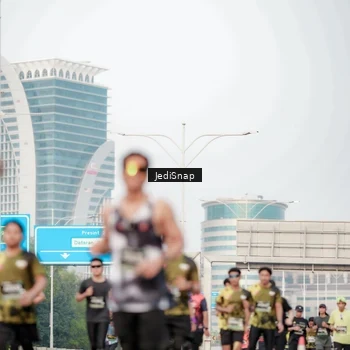Runner Photo 6702609