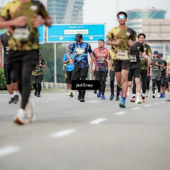 Runner Photo 6702683