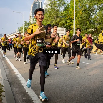 Runner Photo 6702693