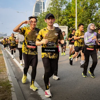 Runner Photo 6702712