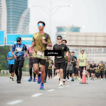 Runner Photo 6702718