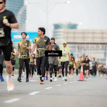 Runner Photo 6702815