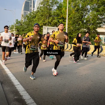 Runner Photo 6702841