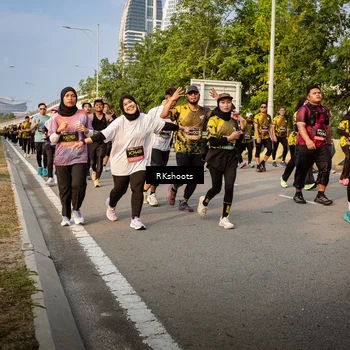 Runner Photo 6702862