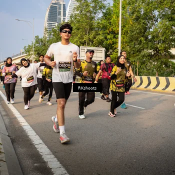 Runner Photo 6702872