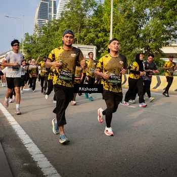 Runner Photo 6702874