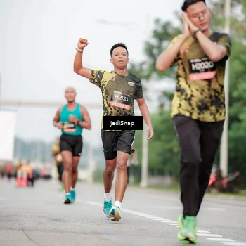 Runner Photo 6702946