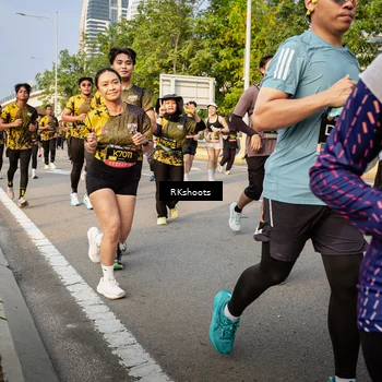 Runner Photo 6703003