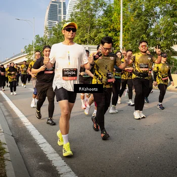 Runner Photo 6703040
