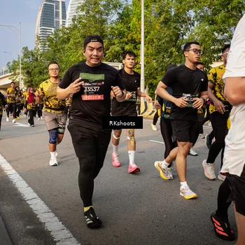 Runner Photo 6703050