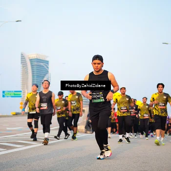 Runner Photo 6703059