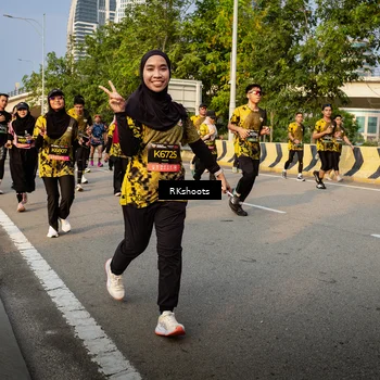 Runner Photo 6703063