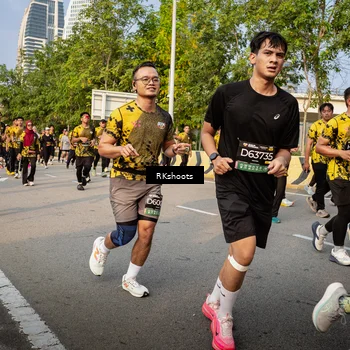 Runner Photo 6703068