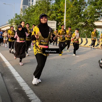 Runner Photo 6703119