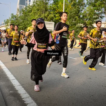 Runner Photo 6703146