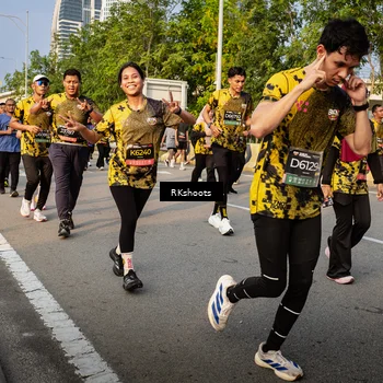 Runner Photo 6703172