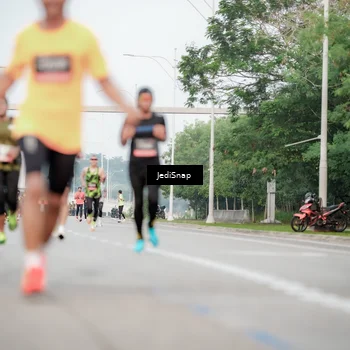 Runner Photo 6703183