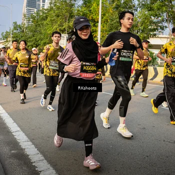 Runner Photo 6703192