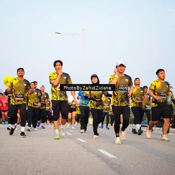 Runner Photo 6703232