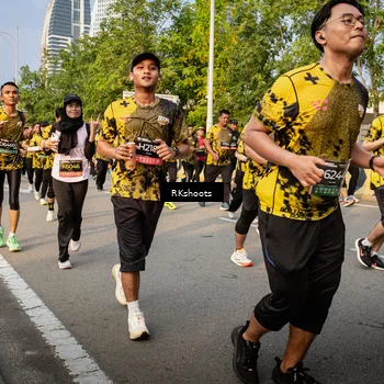 Runner Photo 6703262