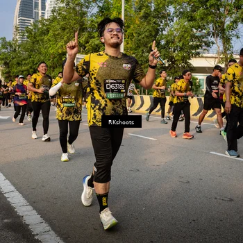 Runner Photo 6703309