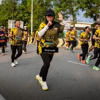 Runner Photo 6703311
