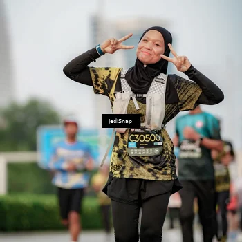 Runner Photo 6703350
