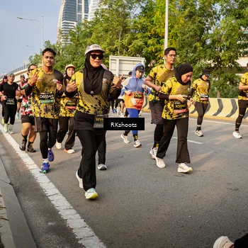 Runner Photo 6703371