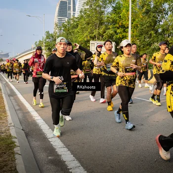 Runner Photo 6703392