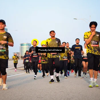 Runner Photo 6703400