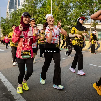Runner Photo 6703424
