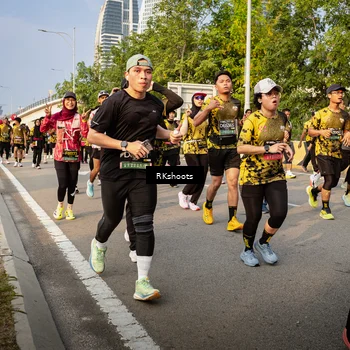 Runner Photo 6703435